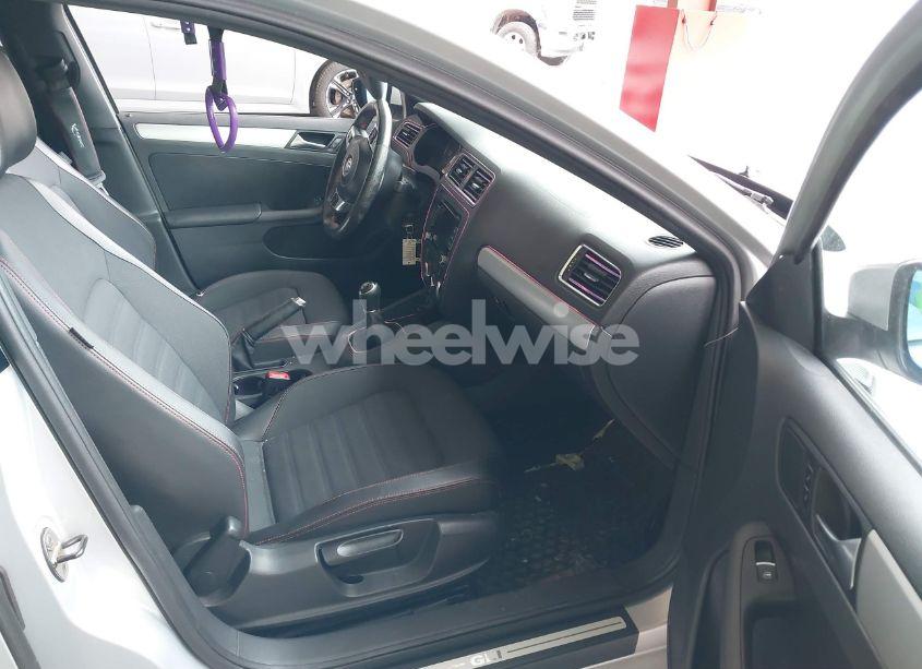 Photo 5 of 2012 Volkswagen Jetta GLI (VIN 3VW567AJ1CM460223)