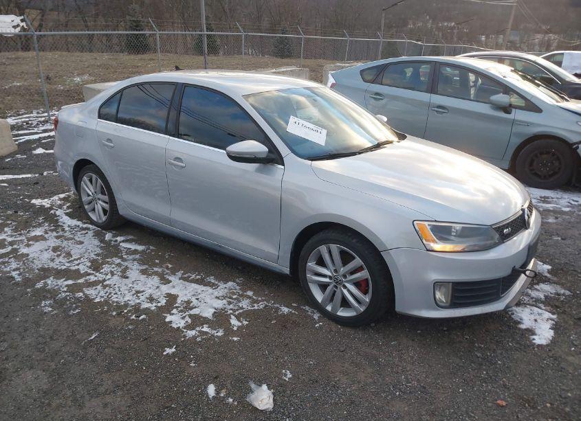 2012 Volkswagen Jetta GLI (VIN 3VW567AJ2CM085961) main photo