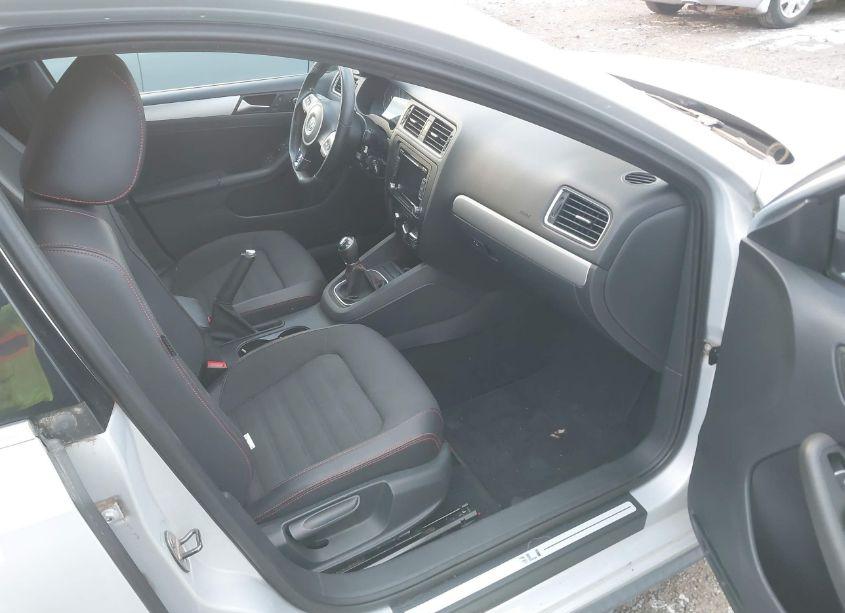 Photo 5 of 2012 Volkswagen Jetta GLI (VIN 3VW567AJ2CM085961)