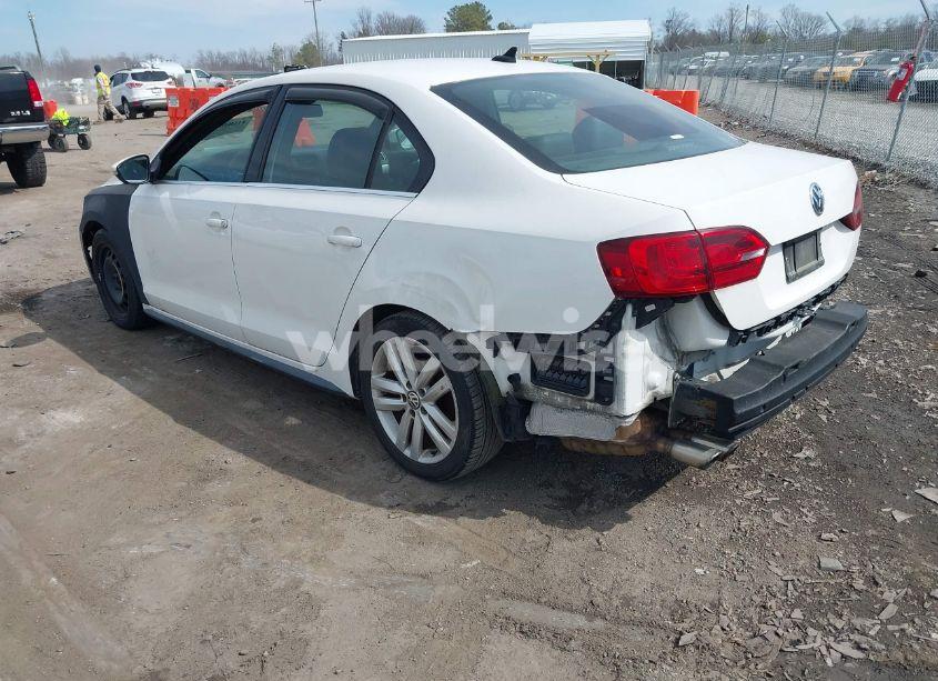 Photo 3 of 2012 Volkswagen Jetta GLI (VIN 3VW567AJ8CM366548)