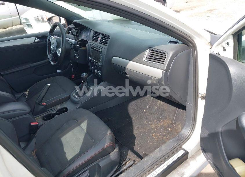 Photo 5 of 2012 Volkswagen Jetta GLI (VIN 3VW567AJ8CM366548)