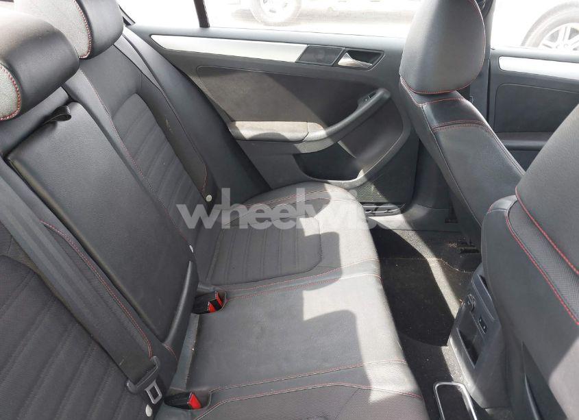 Photo 8 of 2012 Volkswagen Jetta GLI (VIN 3VW567AJ8CM366548)