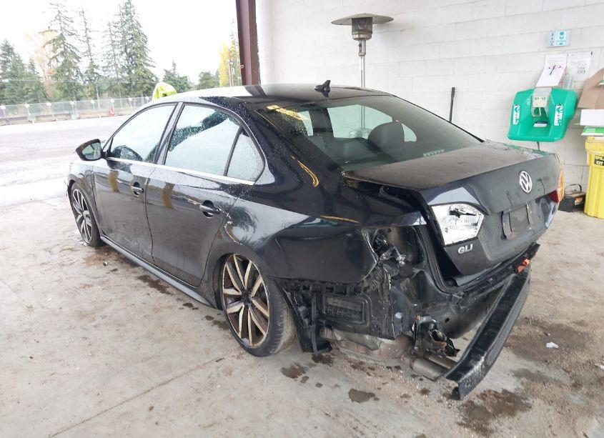 Photo 3 of 2012 Volkswagen Jetta GLI AUTOBAHN W/NAV (VIN 3VW5A7AJ6CM371133)