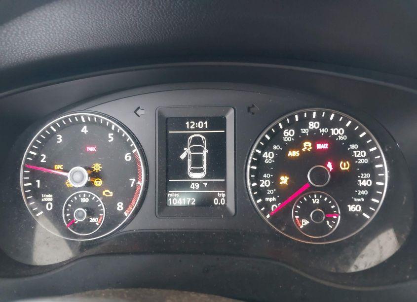 Photo 7 of 2012 Volkswagen Jetta GLI AUTOBAHN W/NAV (VIN 3VW5A7AJ6CM371133)