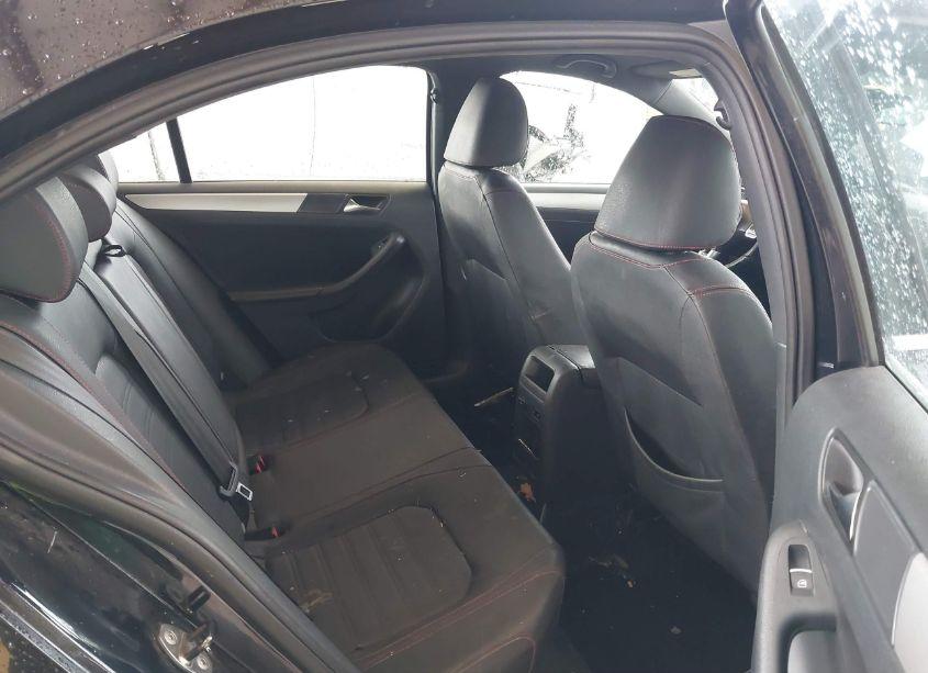 Photo 8 of 2012 Volkswagen Jetta GLI AUTOBAHN W/NAV (VIN 3VW5A7AJ6CM371133)