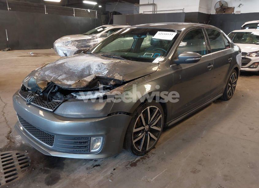 Photo 2 of 2012 Volkswagen Jetta GLI AUTOBAHN (VIN 3VW5A7AJ9CM403220)