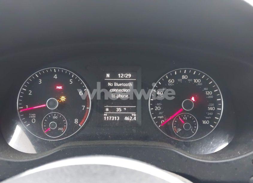 Photo 7 of 2013 Volkswagen Jetta GLI AUTOBAHN W/NAV (VIN 3VW5A7AJ9DM225309)