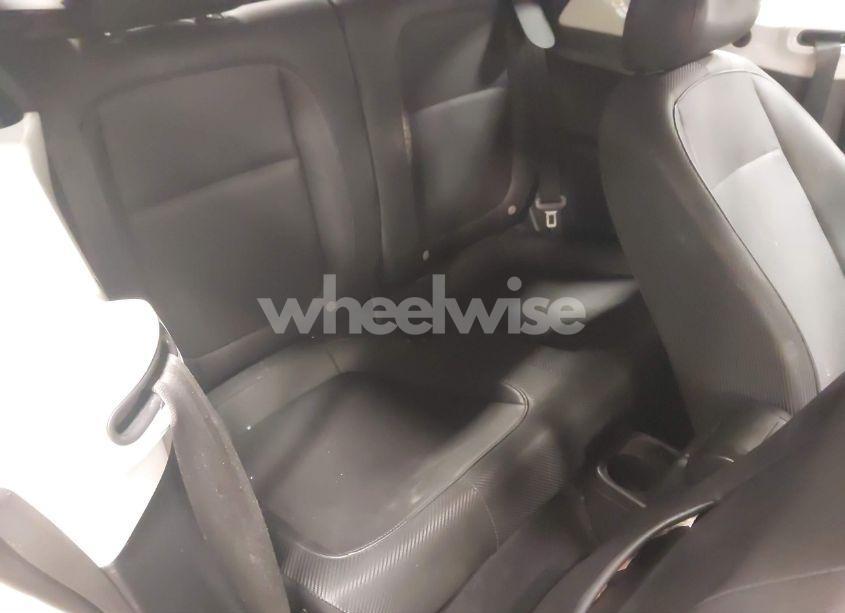 Photo 8 of 2018 Volkswagen Beetle 2.0T COAST/2.0T S/2.0T SE (VIN 3VW5DAAT2JM503503)