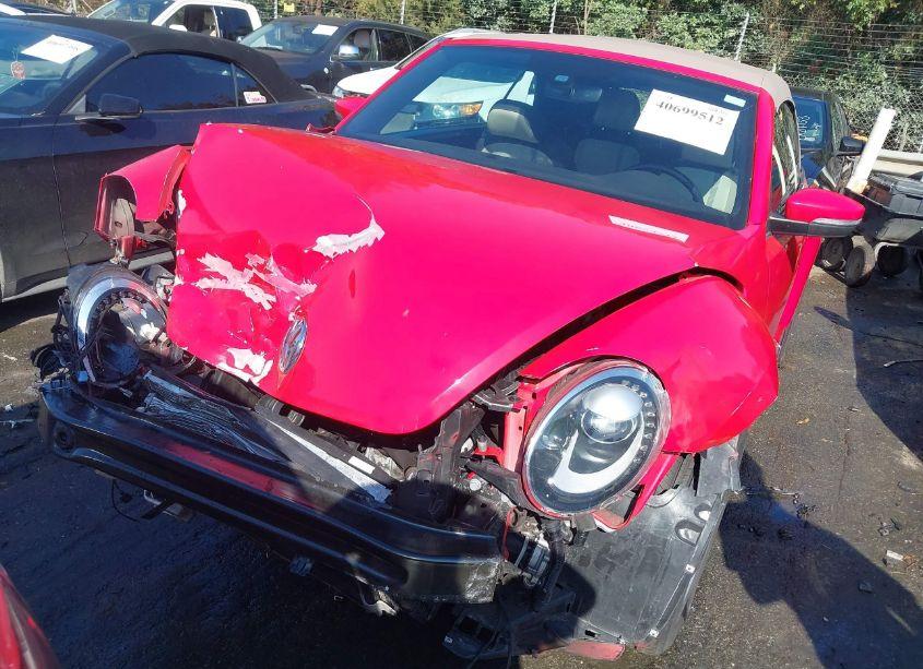 Photo 6 of 2018 Volkswagen Beetle 2.0T COAST/2.0T S/2.0T SE (VIN 3VW5DAAT3JM502814)