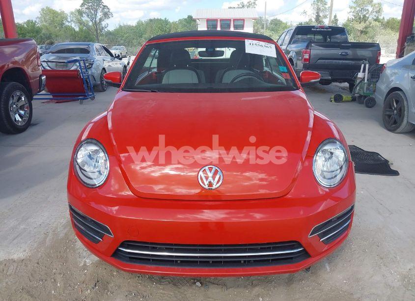 Photo 12 of 2018 Volkswagen Beetle 2.0T COAST/2.0T S/2.0T SE (VIN 3VW5DAAT3JM506460)