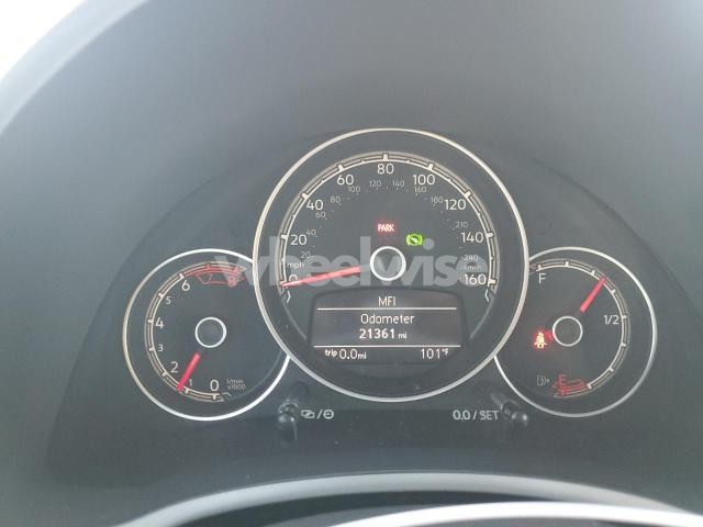 Photo 11 of 2019 VOLKSWAGEN BEETLE S N/A (VIN 3VW5DAAT6KM501111)