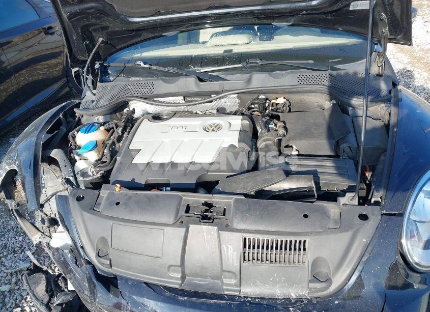 Photo 10 of 2013 Volkswagen Beetle 2.0L TDI (VIN 3VW5L7AT0DM802773)