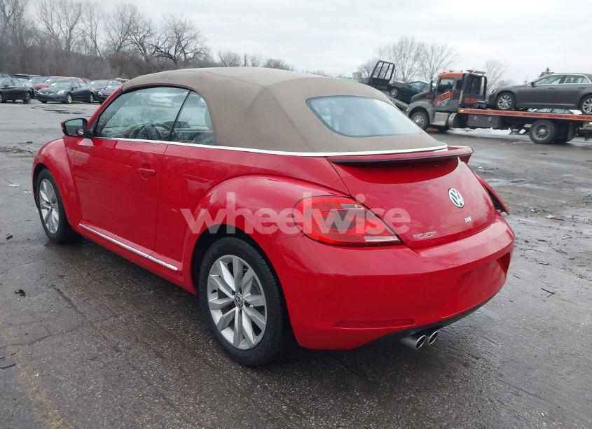 Photo 3 of 2014 Volkswagen Beetle 2.0L TDI (VIN 3VW5L7AT4EM805600)