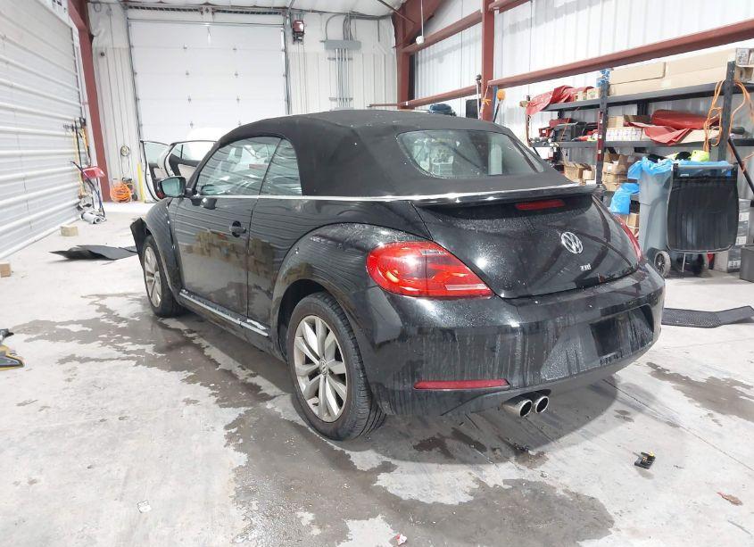Photo 3 of 2013 Volkswagen Beetle 2.0L TDI (VIN 3VW5L7ATXDM815899)