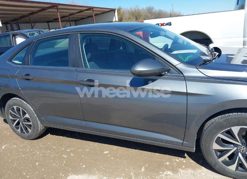 Photo 13 of 2024 Volkswagen Jetta 1.5T S (VIN 3VW5M7BU0RM006679)