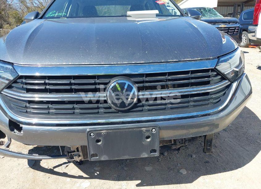 Photo 6 of 2024 Volkswagen Jetta 1.5T S (VIN 3VW5M7BU0RM006679)