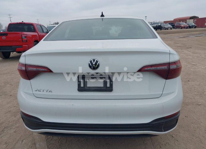 Photo 16 of 2024 Volkswagen Jetta 1.5T S (VIN 3VW5M7BU1RM010806)
