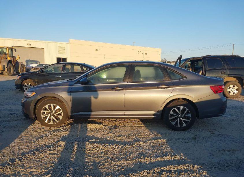 Photo 14 of 2024 Volkswagen Jetta 1.5T S (VIN 3VW5M7BU1RM014192)