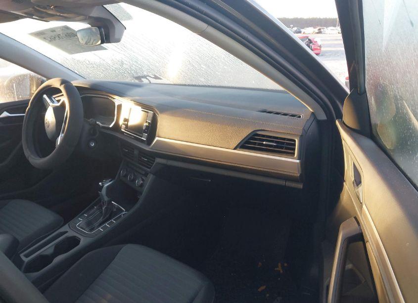 Photo 5 of 2024 Volkswagen Jetta 1.5T S (VIN 3VW5M7BU1RM014192)