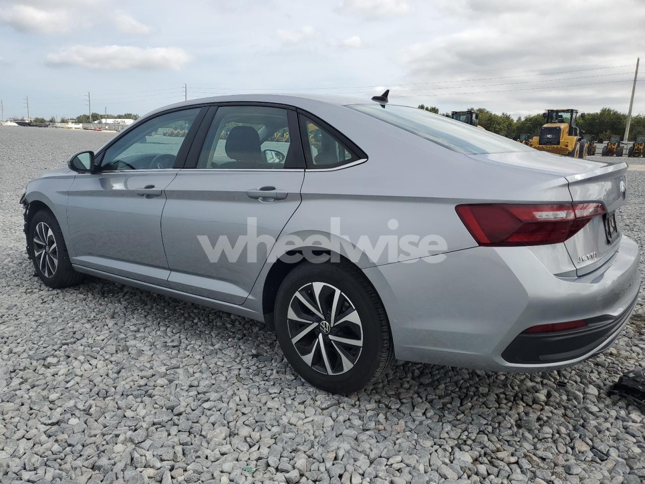Photo 2 of 2024 VOLKSWAGEN JETTA S (VIN 3VW5M7BU1RM031283)