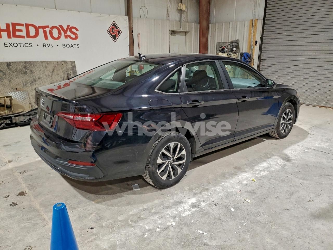Photo 3 of 2024 VOLKSWAGEN JETTA S (VIN 3VW5M7BU1RM091967)