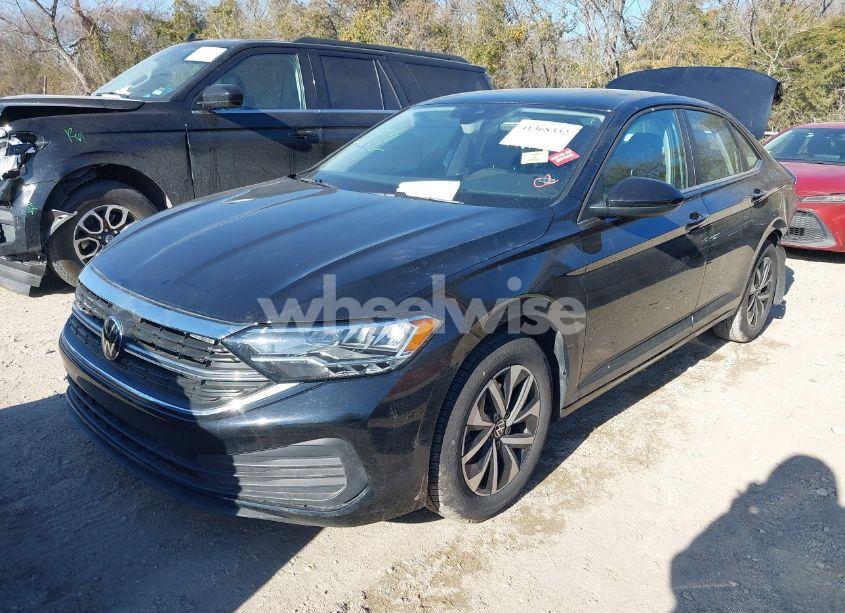 Photo 2 of 2024 Volkswagen Jetta 1.5T S (VIN 3VW5M7BU2RM050831)