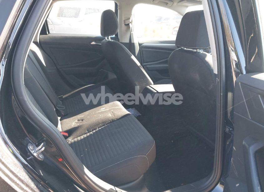 Photo 8 of 2024 Volkswagen Jetta 1.5T S (VIN 3VW5M7BU2RM050831)