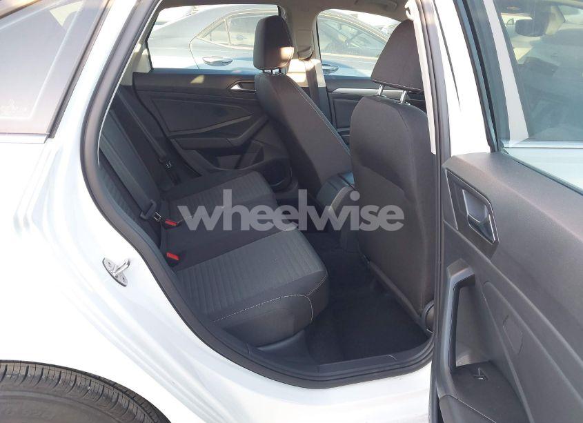 Photo 8 of 2024 Volkswagen Jetta 1.5T S (VIN 3VW5M7BU2RM065572)