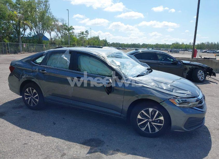 2024 Volkswagen Jetta 1.5T S (VIN 3VW5M7BU2RM074403) main photo