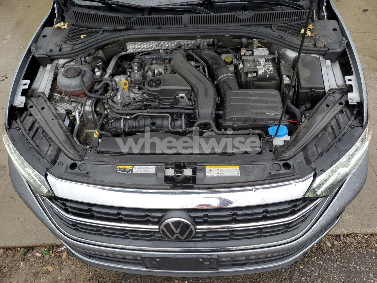 Photo 11 of 2024 VOLKSWAGEN JETTA S (VIN 3VW5M7BU2RM090004)