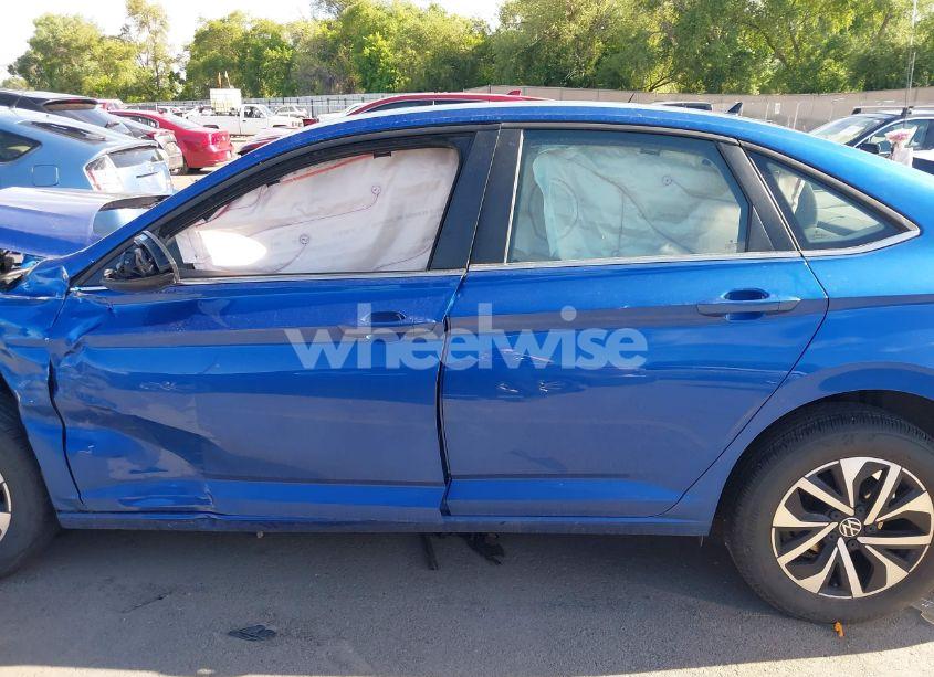 Photo 14 of 2023 Volkswagen Jetta 1.5T S (VIN 3VW5M7BU4PM055185)