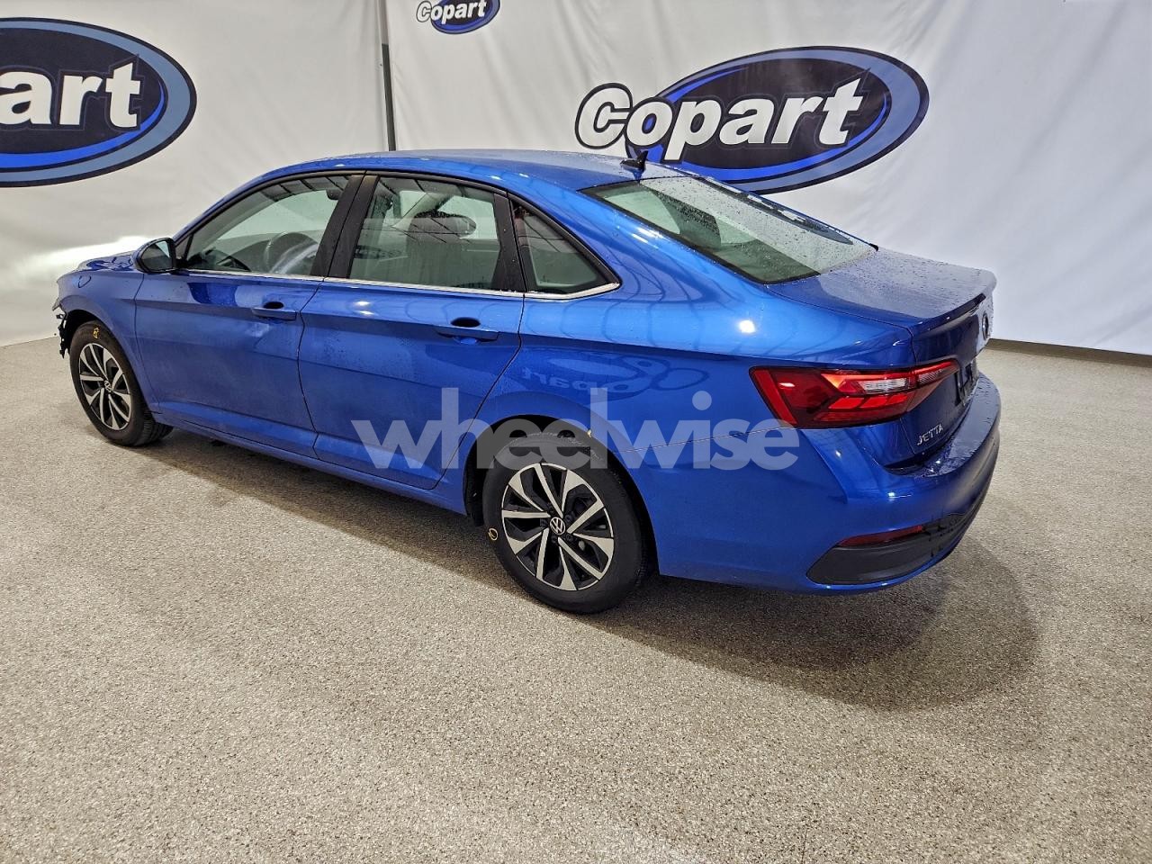 Photo 2 of 2024 VOLKSWAGEN JETTA S (VIN 3VW5M7BU4RM034680)