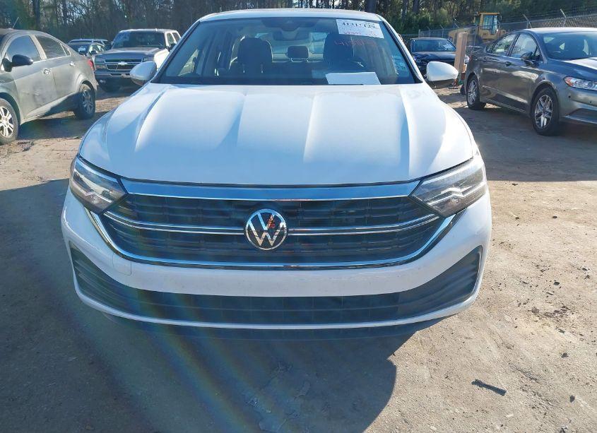 Photo 12 of 2024 Volkswagen Jetta (VIN 3VW5M7BU5RM002451)