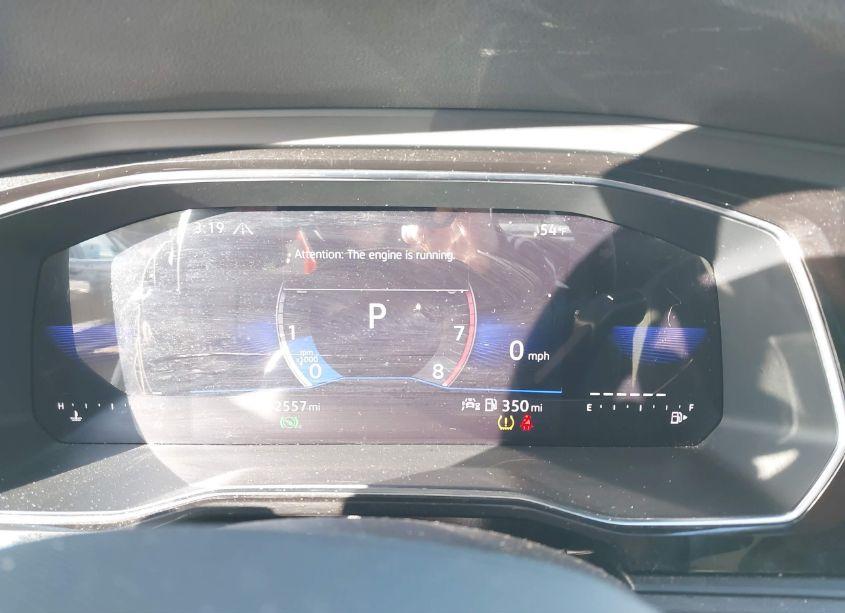 Photo 7 of 2024 Volkswagen Jetta (VIN 3VW5M7BU5RM002451)