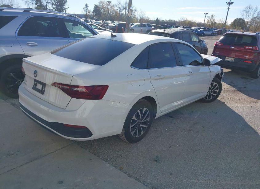 Photo 4 of 2024 Volkswagen Jetta 1.5T S (VIN 3VW5M7BU6RM099465)