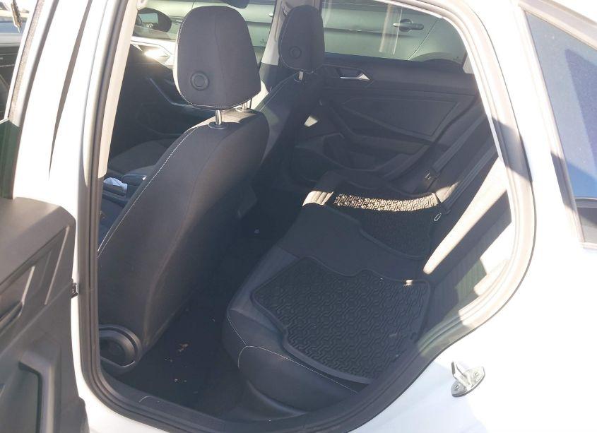 Photo 8 of 2024 Volkswagen Jetta 1.5T S (VIN 3VW5M7BU6RM099465)