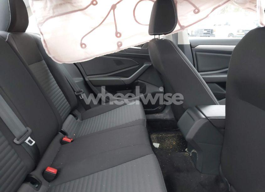 Photo 8 of 2024 Volkswagen Jetta 1.5T S (VIN 3VW5M7BU7RM096042)