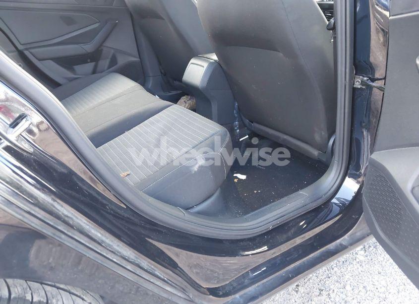 Photo 8 of 2024 Volkswagen Jetta 1.5T S (VIN 3VW5M7BU8RM040272)