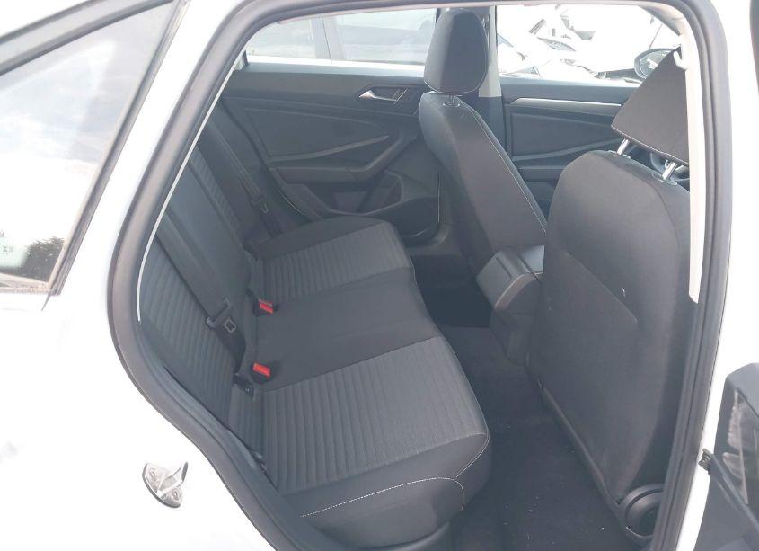 Photo 8 of 2024 Volkswagen Jetta 1.5T S (VIN 3VW5M7BU8RM088256)