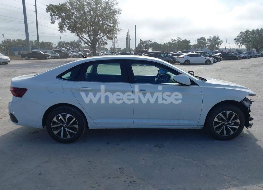 Photo 14 of 2024 Volkswagen Jetta 1.5T S (VIN 3VW5M7BU9RM022489)
