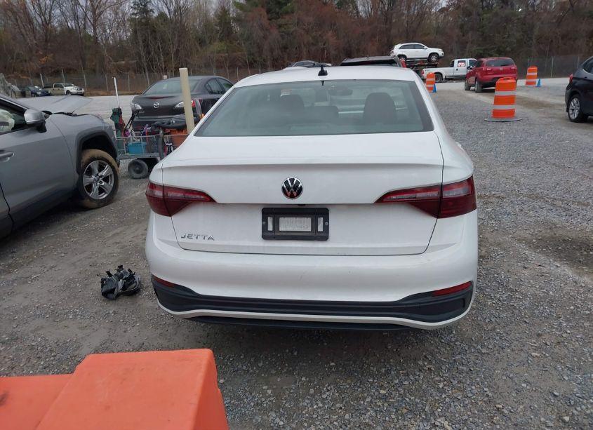 Photo 16 of 2024 Volkswagen Jetta 1.5T S (VIN 3VW5M7BU9RM022685)