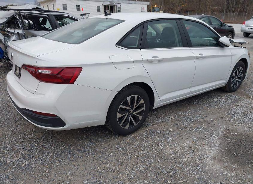 Photo 4 of 2024 Volkswagen Jetta 1.5T S (VIN 3VW5M7BU9RM022685)