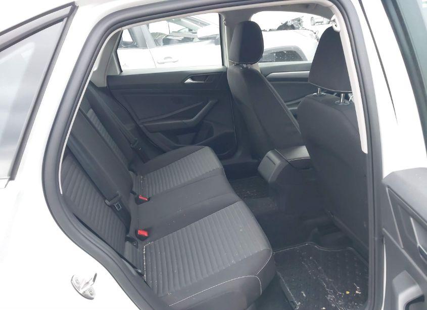 Photo 8 of 2024 Volkswagen Jetta 1.5T S (VIN 3VW5M7BU9RM022685)