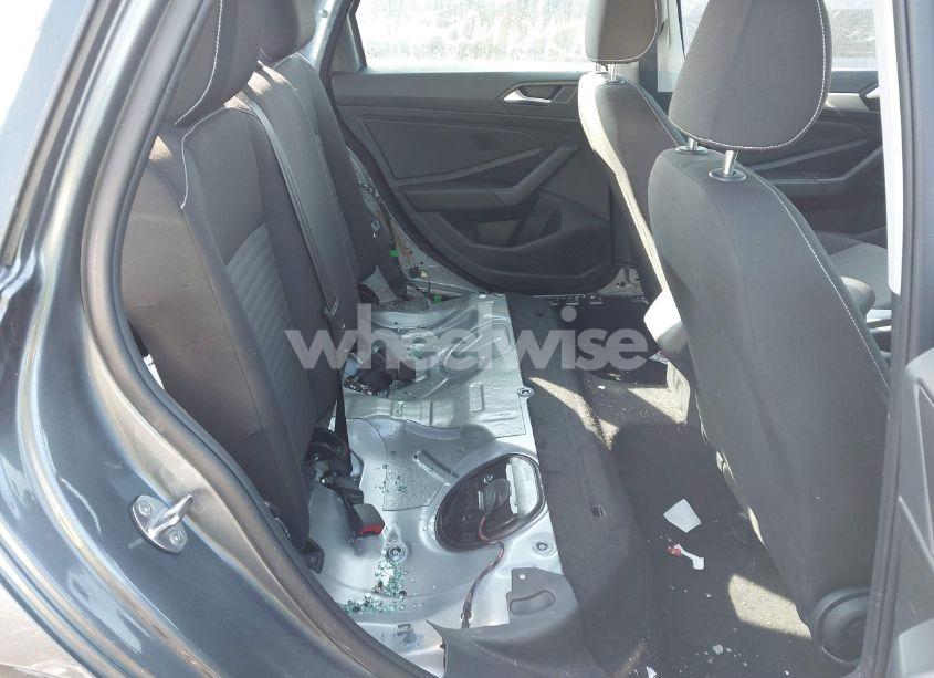 Photo 8 of 2024 Volkswagen Jetta 1.5T S (VIN 3VW5M7BU9RM090260)