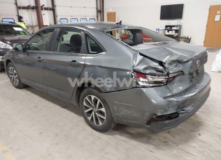 Photo 3 of 2024 Volkswagen Jetta 1.5T S (VIN 3VW5M7BU9RM101659)