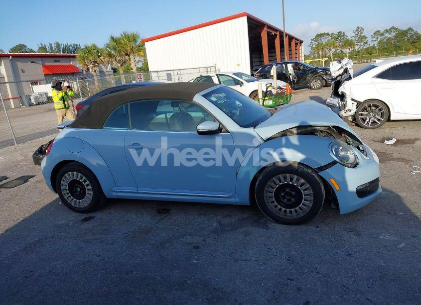 Photo 14 of 2013 Volkswagen Beetle 2.5L (VIN 3VW5P7AT0DM812482)