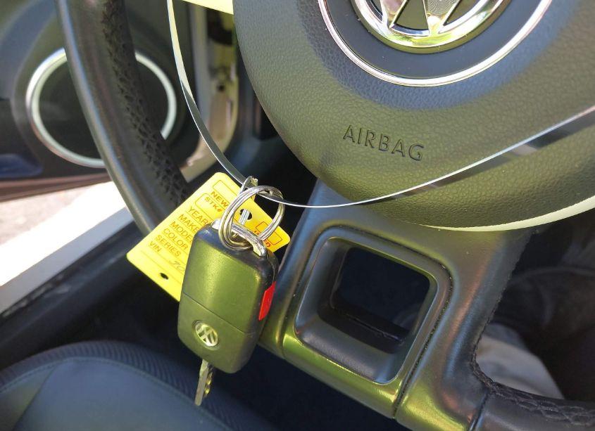 Photo 11 of 2013 Volkswagen Beetle 2.5L (VIN 3VW5P7AT1DM823054)