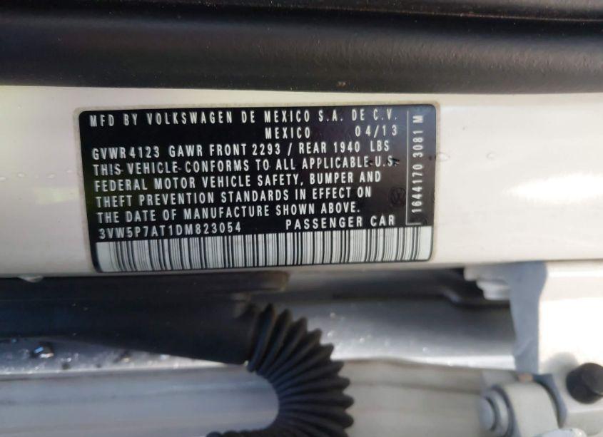 Photo 9 of 2013 Volkswagen Beetle 2.5L (VIN 3VW5P7AT1DM823054)