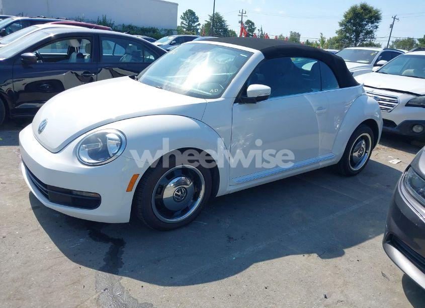 Photo 2 of 2013 Volkswagen Beetle 2.5L (VIN 3VW5P7AT2DM806148)