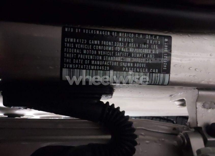 Photo 9 of 2014 Volkswagen Beetle 2.5L (VIN 3VW5P7AT2EM804529)